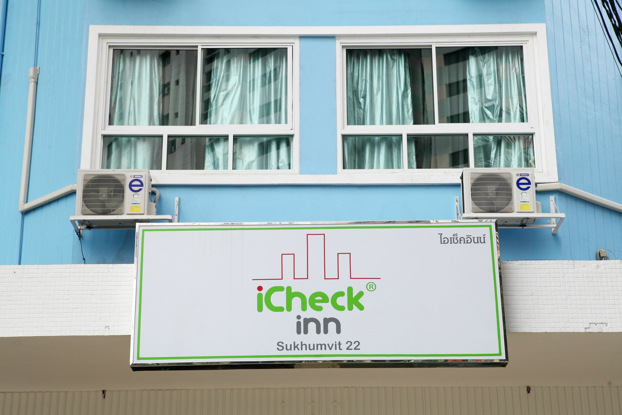 Icheck Inn Sukhumvit 22 Banguecoque Exterior foto